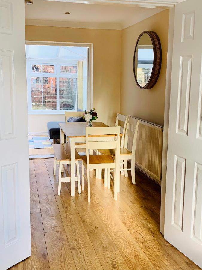 Homely Detached 3 Bedroom House Near Sheffield Rotherham Kültér fotó